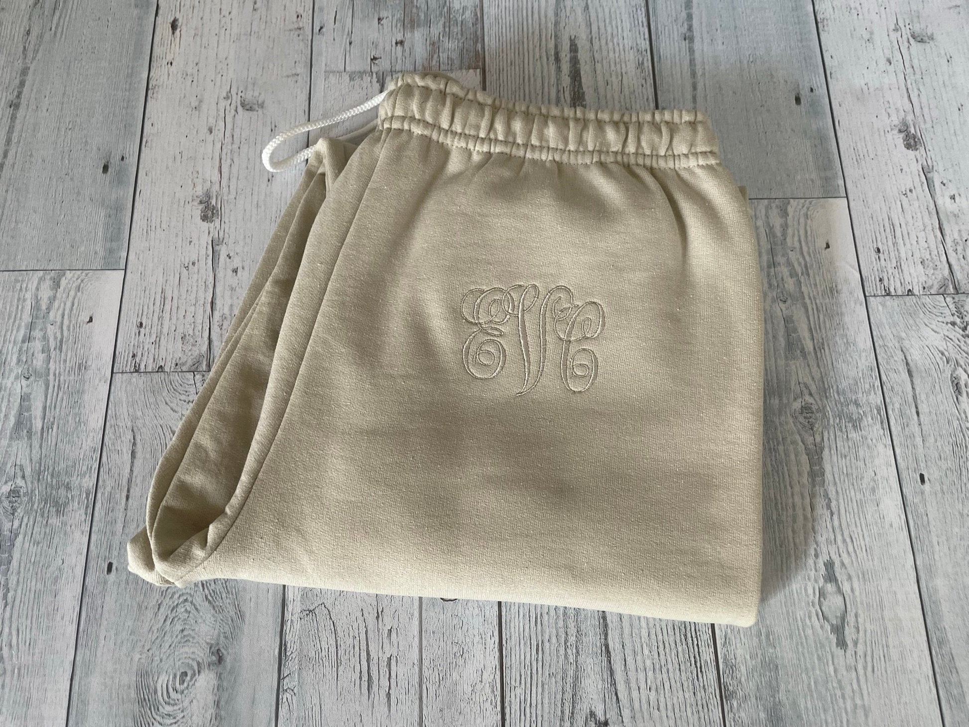 Embroidered Sweatpants | Embroidered Monogram | Personalized Sweatpants | Monogrammed Sweatpants | Jogger | Bridal Party Gift | Gift for Her